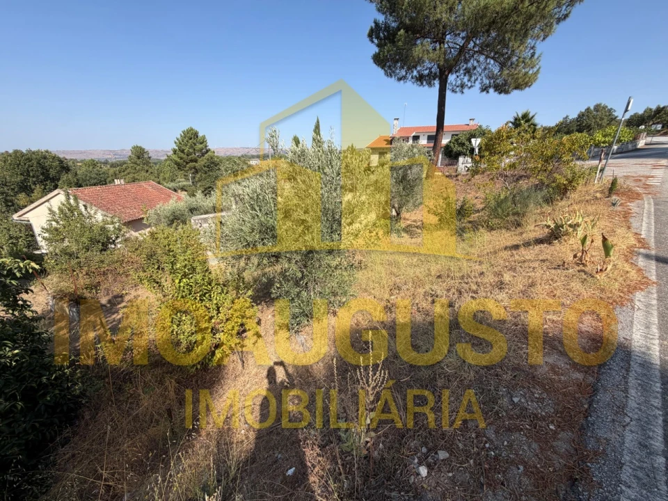 Moradia T2 para Venda em Vilares e Carnicães Foto 10