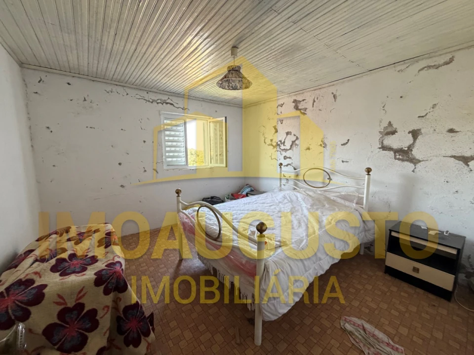 Moradia T2 para Venda em Vilares e Carnicães Foto 6
