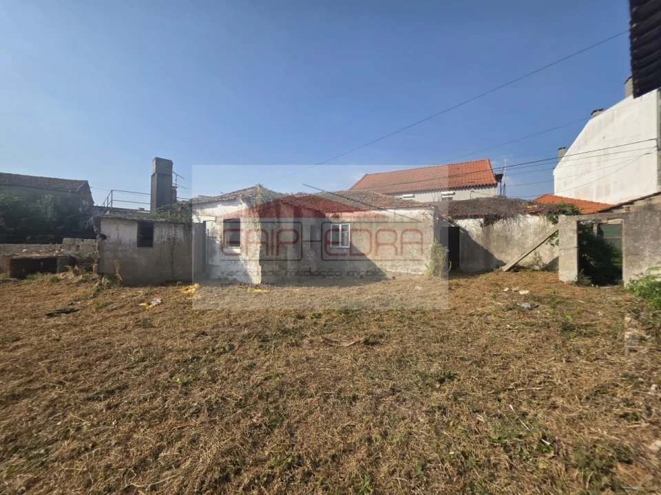 Moradia T3 para Venda em Esmoriz Foto 2