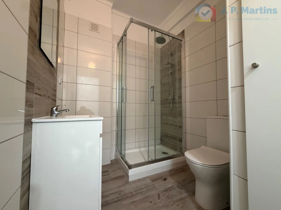 Apartamento T2 para Venda em Baixa da Banheira e Vale da Amoreira Foto 12