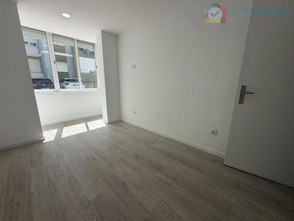 Apartamento T2 para Venda em Baixa da Banheira e Vale da Amoreira Foto 9