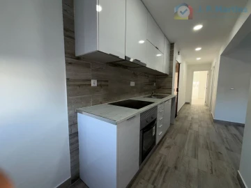 Apartamento T2 para Venda em Baixa da Banheira e Vale da Amoreira