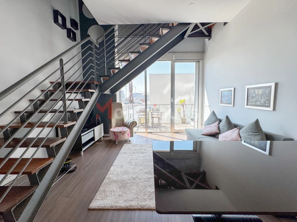 Apartamento T1 para Venda em Parque das Nações Foto 2