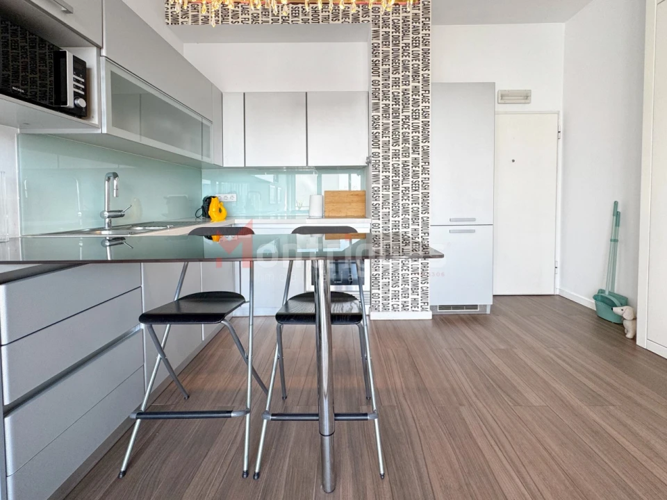 Apartamento T1 para Venda em Parque das Nações Foto 4