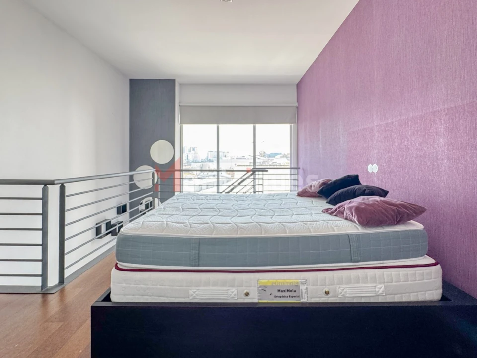 Apartamento T1 para Venda em Parque das Nações Foto 9