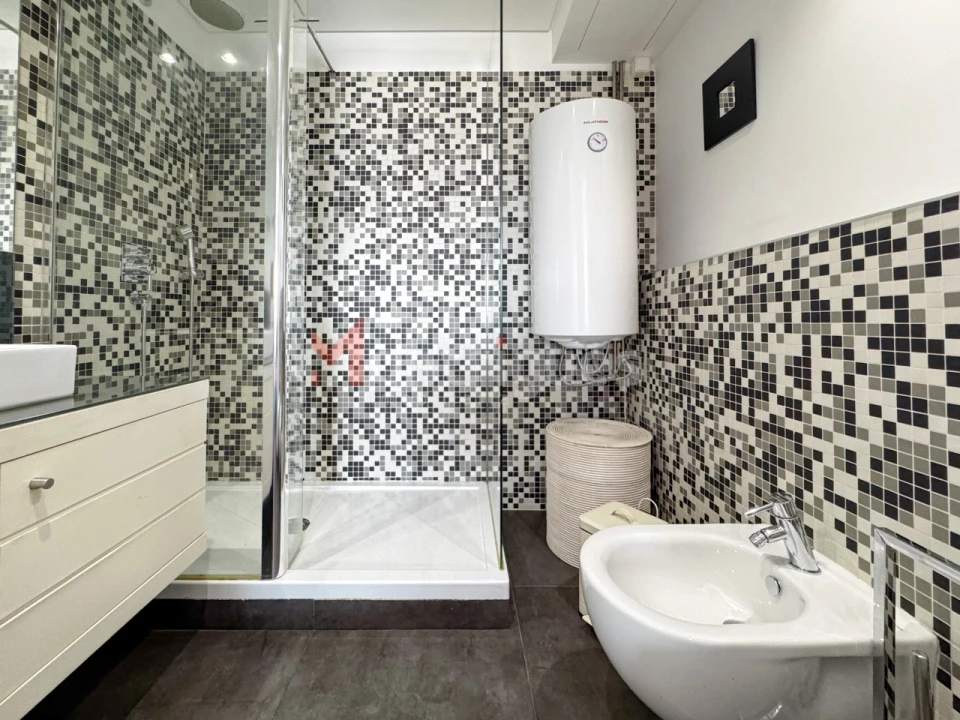 Apartamento T1 para Venda em Parque das Nações Foto 12