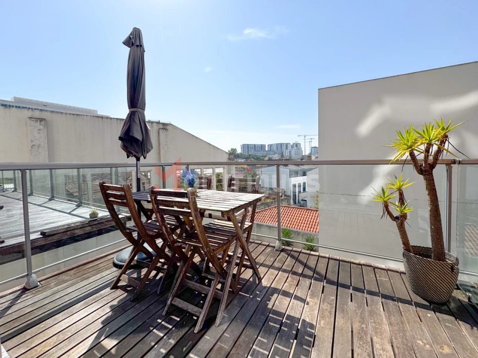 Apartamento T1 para Venda em Parque das Nações Foto 15