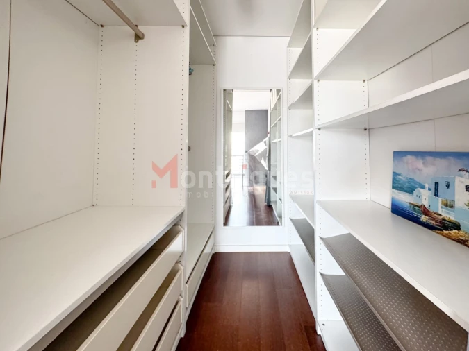 Apartamento T1 para Venda em Parque das Nações Foto 11