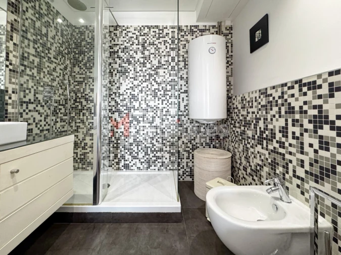 Apartamento T1 para Venda em Parque das Nações Foto 12