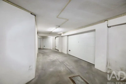 Apartamento T3 para Venda em Currelos, Papízios e Sobral