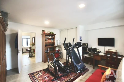 Apartamento T3 para Venda em Currelos, Papízios e Sobral