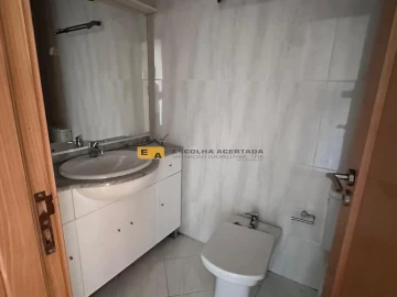 Apartamento T1 para Venda em Paranhos
