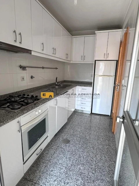 Apartamento T1 para Venda em Paranhos
