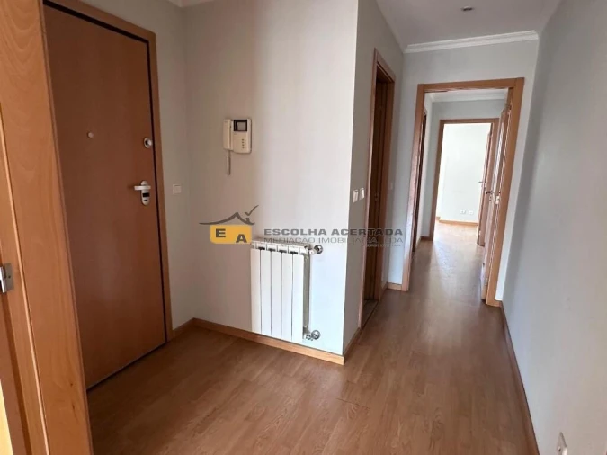 Apartamento T1 para Venda em Paranhos Foto 12