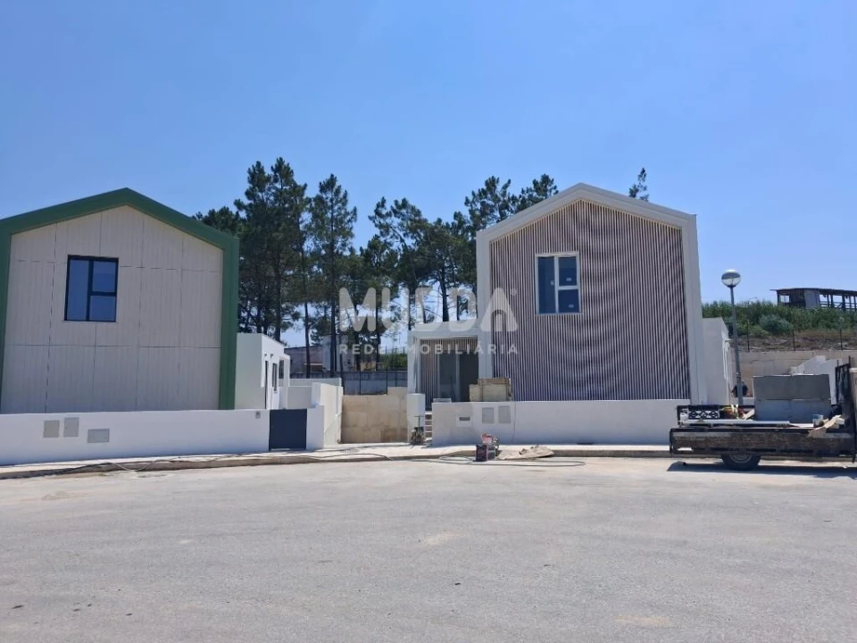 Moradia T4 para Venda em Santa Maria, São Pedro e Sobral da Lagoa Foto 52