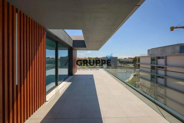 Apartamento T4 para Venda em Glória e Vera Cruz Foto 15