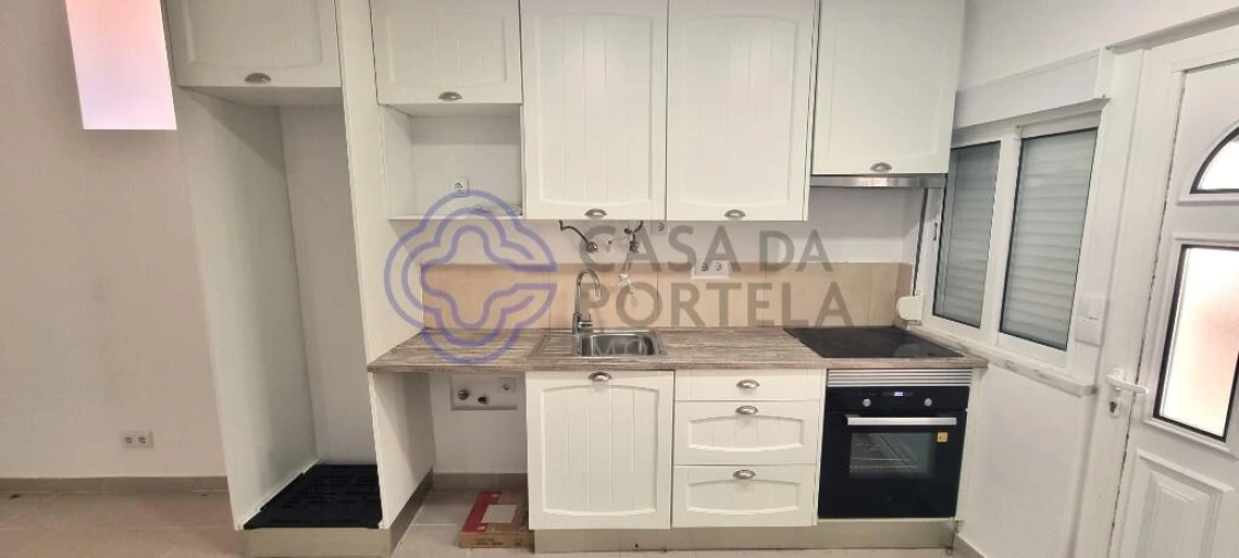 Moradia para Venda em Algés, Linda-A-Velha e Cruz Quebrada-Dafundo Foto 2