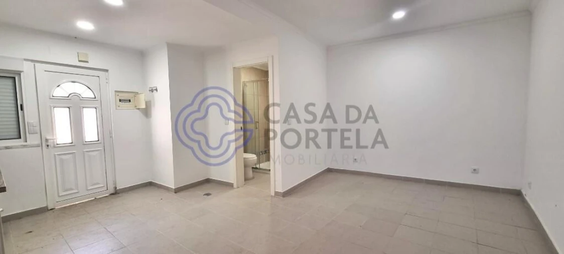 Moradia para Venda em Algés, Linda-A-Velha e Cruz Quebrada-Dafundo Foto 4