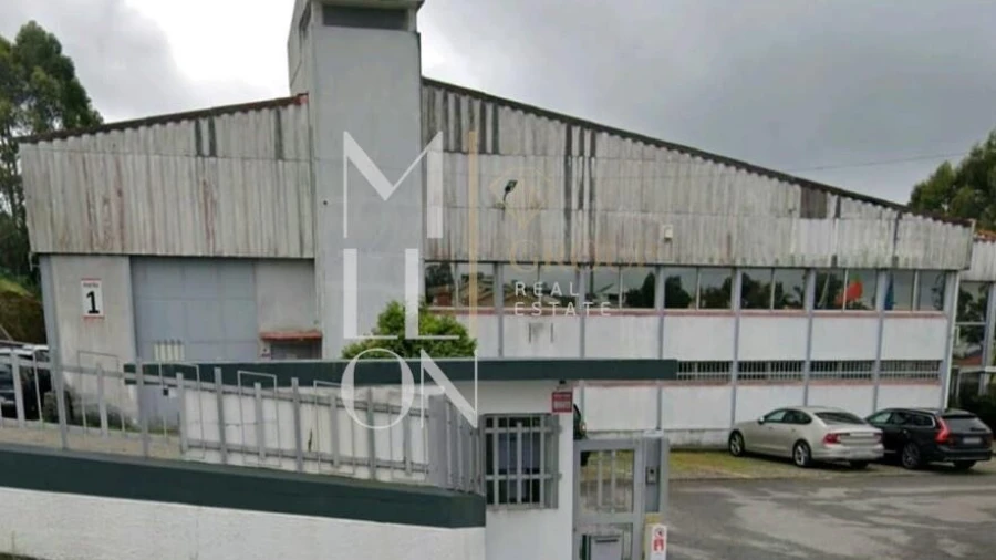 Armazém para Venda em Grijó e Sermonde
