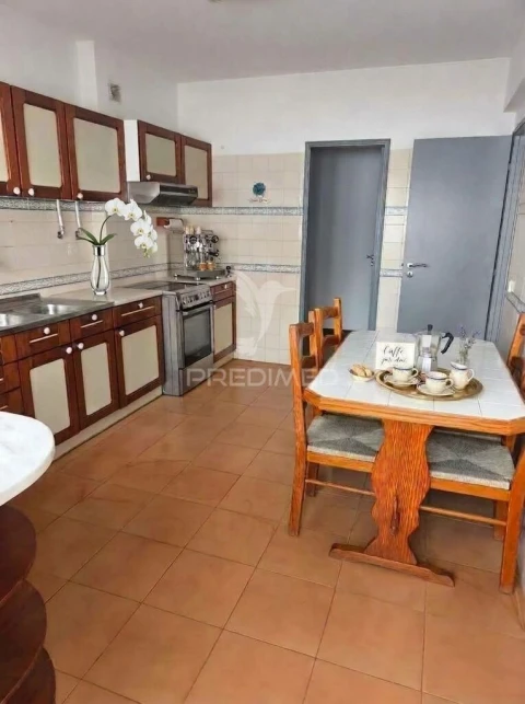 Apartamento T1 para Venda em Albufeira e Olhos de Água