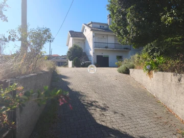 Moradia T4 para Venda em Tondela e Nandufe