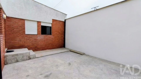 Moradia T4 para Venda em Subportela, Deocriste e Portela Susã