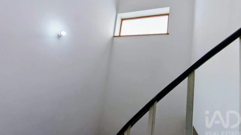 Moradia T4 para Venda em Subportela, Deocriste e Portela Susã