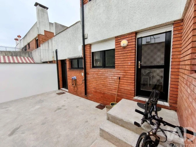Moradia T4 para Venda em Subportela, Deocriste e Portela Susã Foto 8