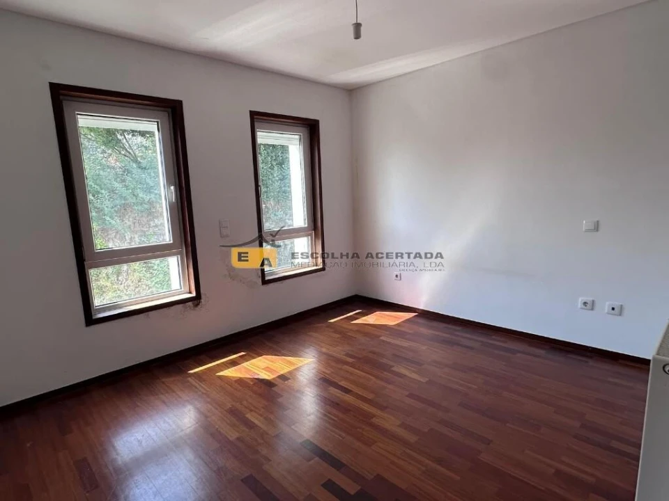 Apartamento T2 para Venda em Bonfim Foto 17