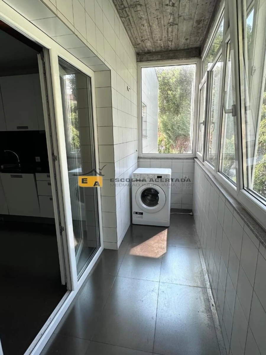 Apartamento T2 para Venda em Bonfim Foto 9