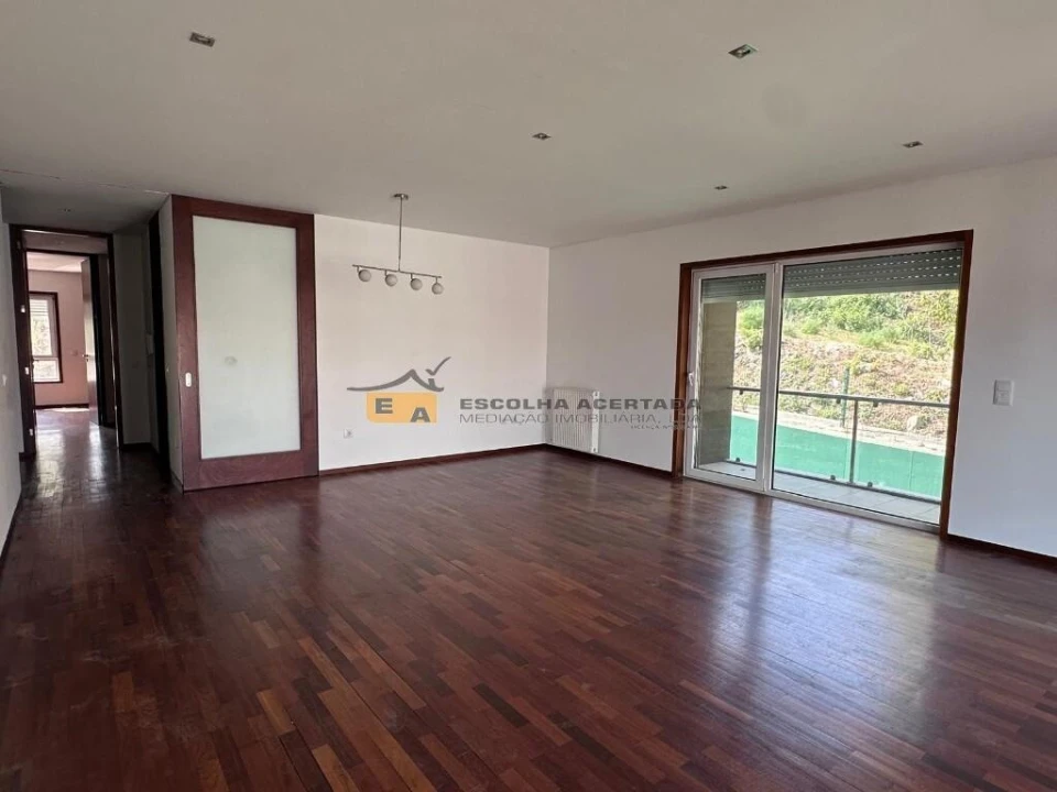 Apartamento T2 para Venda em Bonfim Foto 7