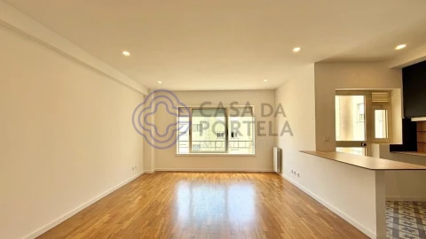 Apartamento T1 para Venda em Paranhos