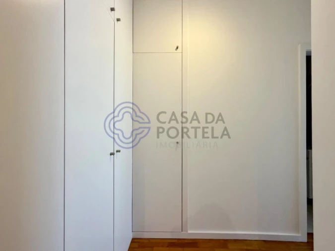 Apartamento T1 para Venda em Paranhos Foto 6