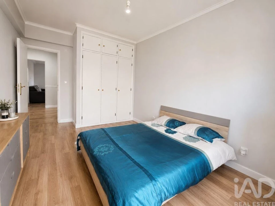 Apartamento T2 para Venda em Algueirão-Mem Martins Foto 8