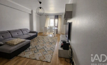 Apartamento T2 para Venda em Algueirão-Mem Martins