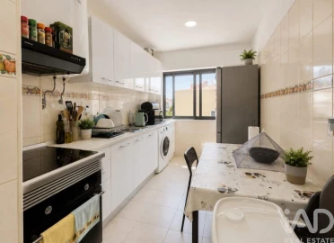 Apartamento T2 para Venda em Algueirão-Mem Martins