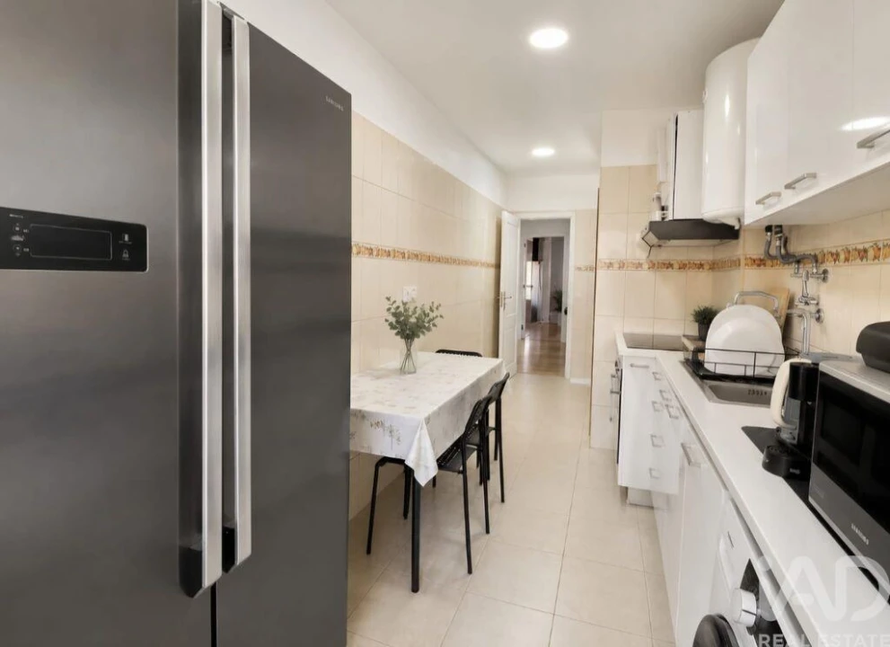 Apartamento T2 para Venda em Algueirão-Mem Martins Foto 4