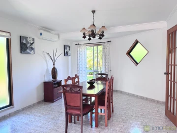 Moradia T4 para Venda em Horta (Angustias)