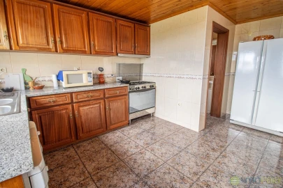 Moradia T4 para Venda em Horta (Angustias)