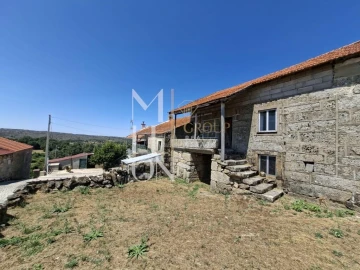 Moradia T2 para Venda em Pousafoles do Bispo, Pena Lobo e Lomba