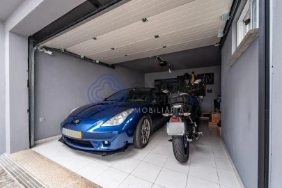 Moradia T3 para Venda em Vilar de Andorinho