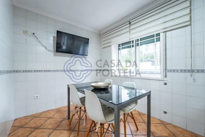 Moradia T3 para Venda em Vilar de Andorinho