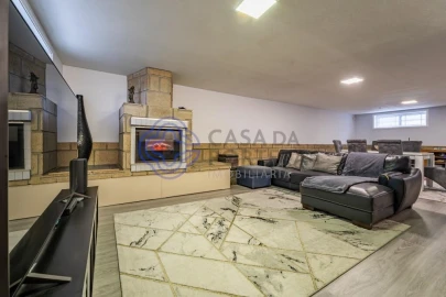 Moradia T3 para Venda em Vilar de Andorinho