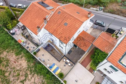 Moradia T3 para Venda em Vilar de Andorinho