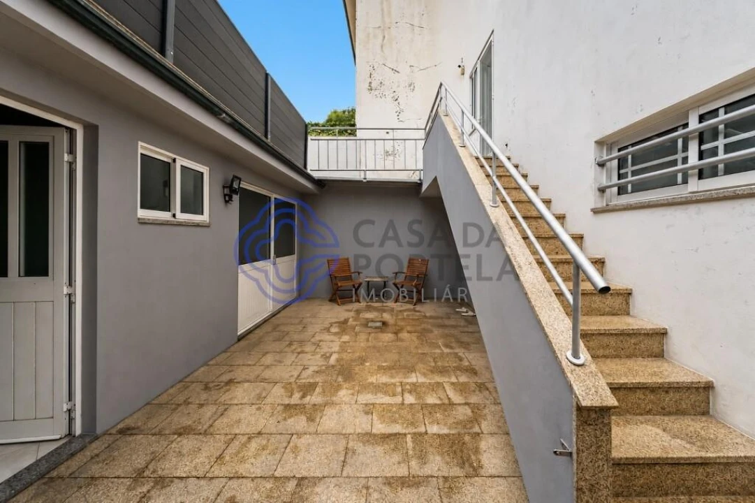 Moradia T3 para Venda em Vilar de Andorinho Foto 39