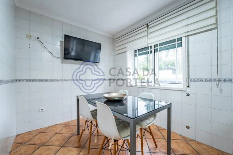 Moradia T3 para Venda em Vilar de Andorinho Foto 14