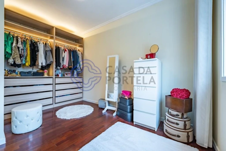 Moradia T3 para Venda em Vilar de Andorinho Foto 19