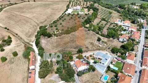 Moradia T3 para Venda em Achete, Azoia de Baixo e Póvoa de Santarém