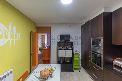 Moradia T4 para Venda em Perafita, Lavra e Santa Cruz do Bispo