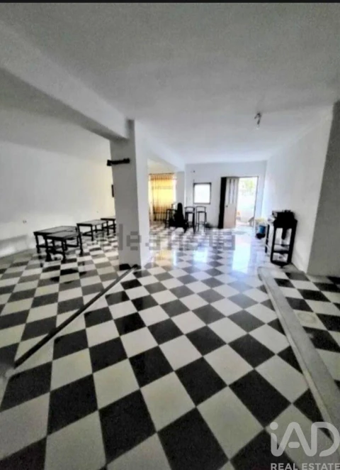 Moradia T2 para Venda em São Bento do Cortiço e Santo Estêvão